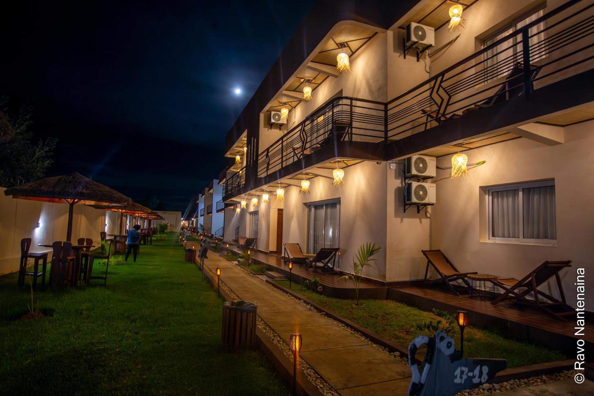 Bira Hotel Анцирабе Екстер'єр фото