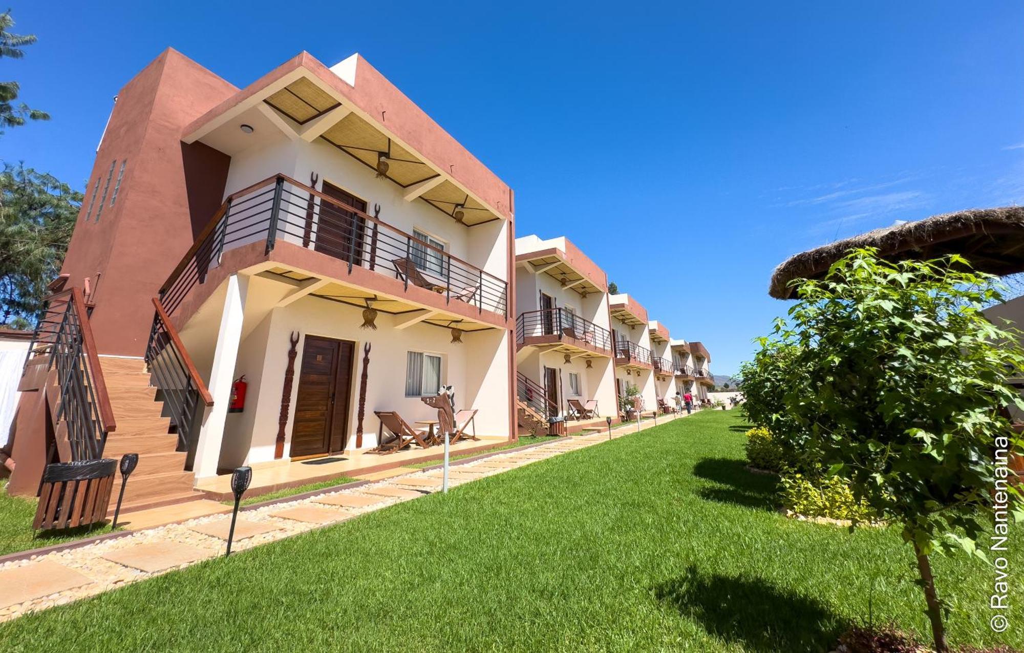 Bira Hotel Анцирабе Екстер'єр фото