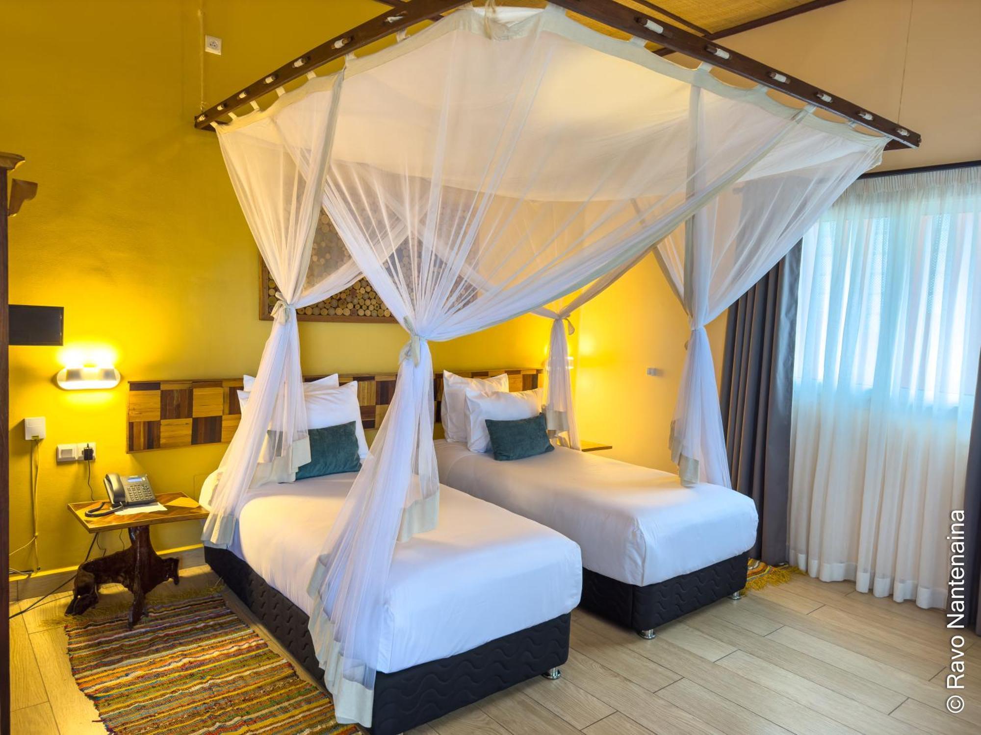 Bira Hotel Анцирабе Екстер'єр фото